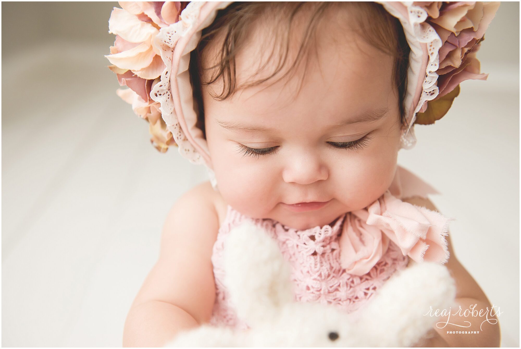 Floral baby bonnet | Chandler Baby Photographer | Reaj Roberts Photography