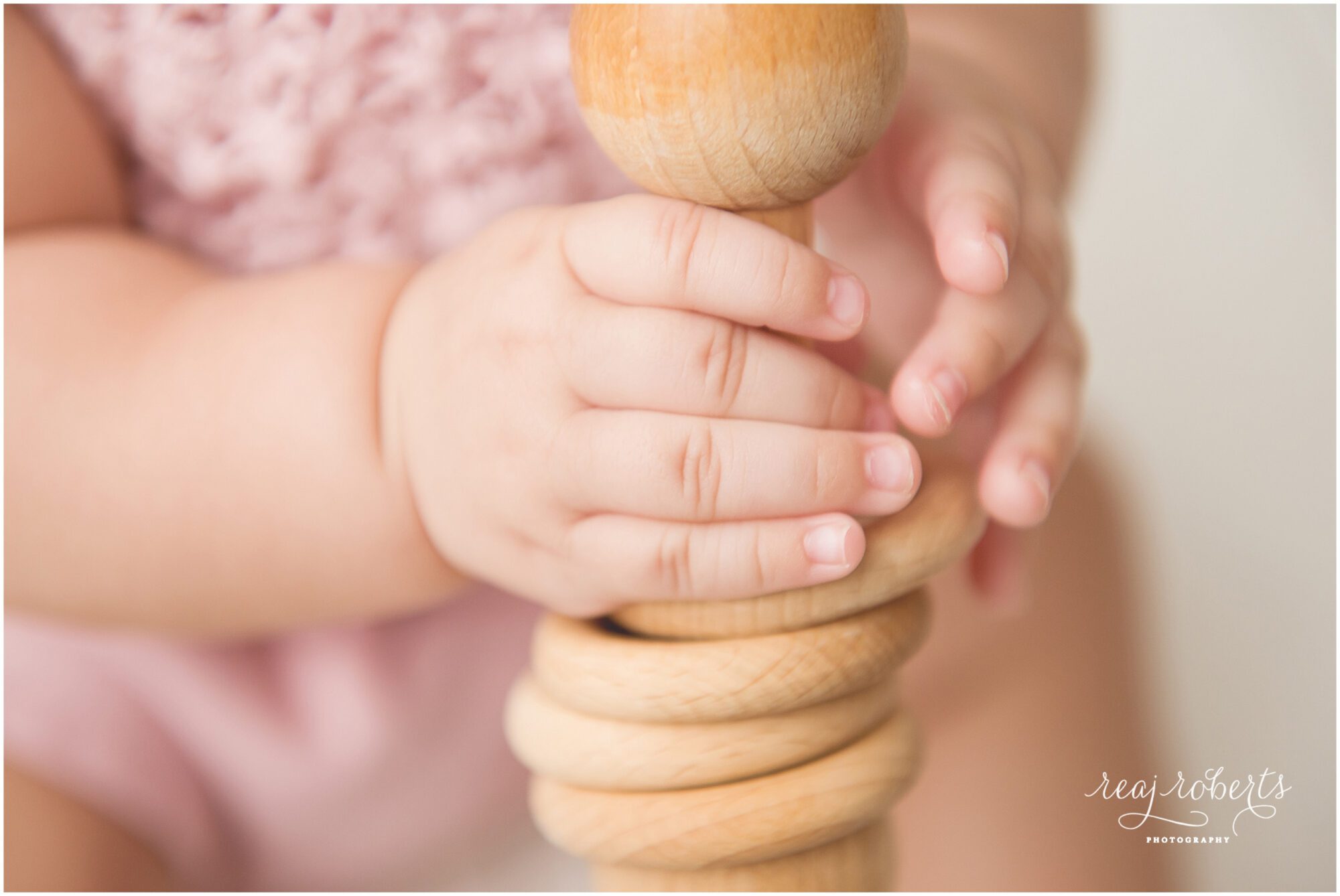 Baby hands | Reaj Roberts Photography