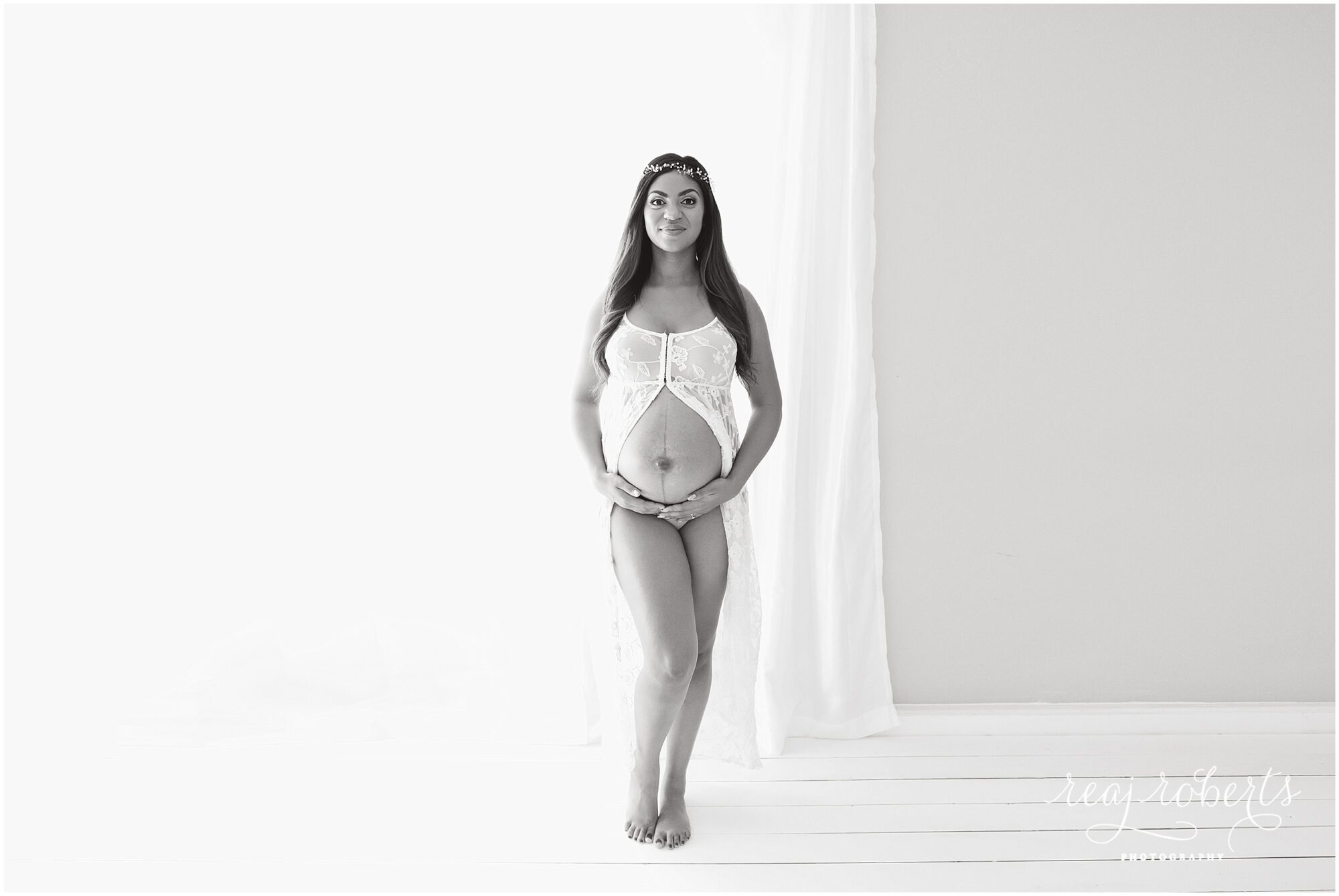 Backlit maternity photos | Chandler maternity photographer | Reaj Roberts Photography