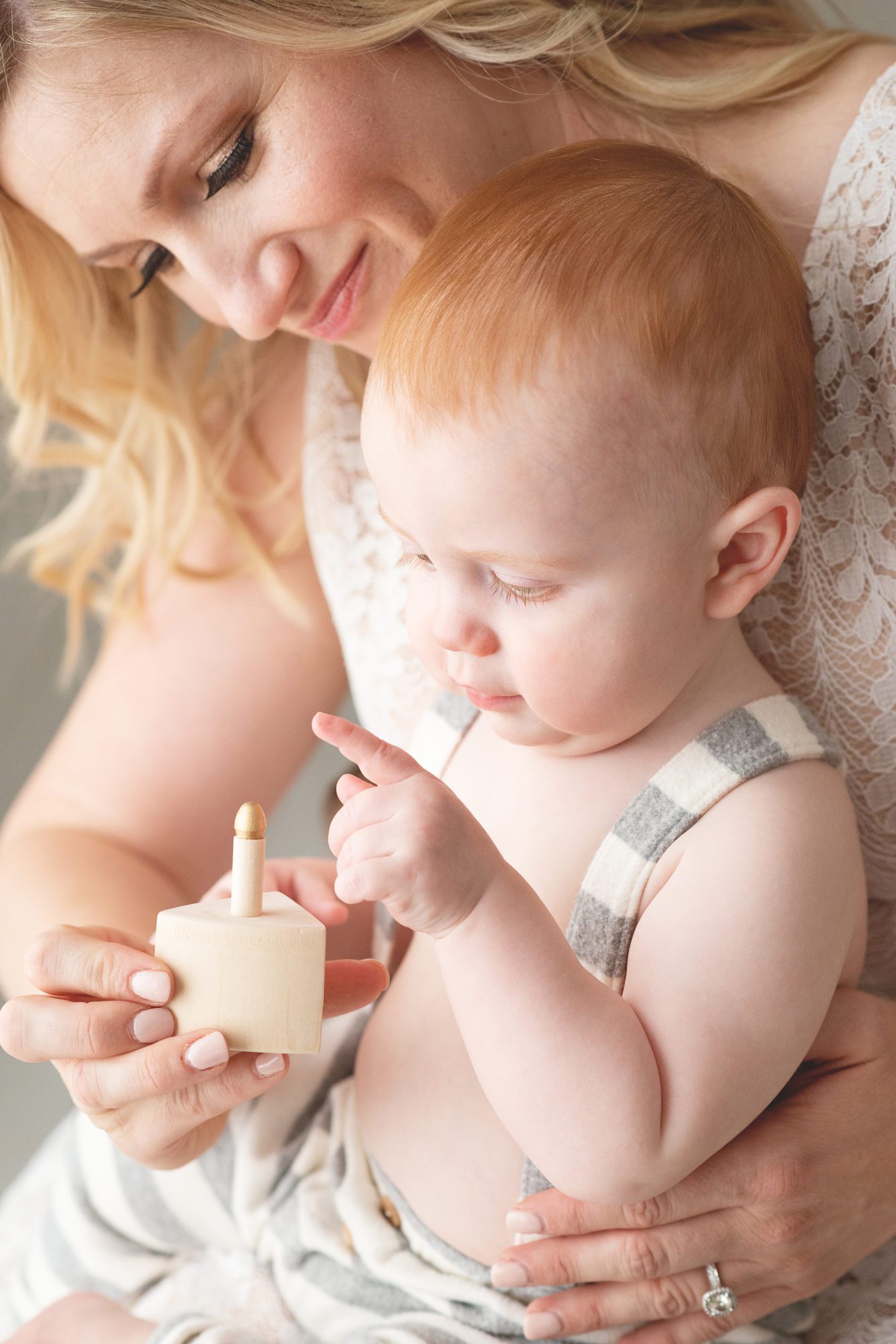baby photography 1 year wooden cake toy with mom | Reaj Roberts Photography