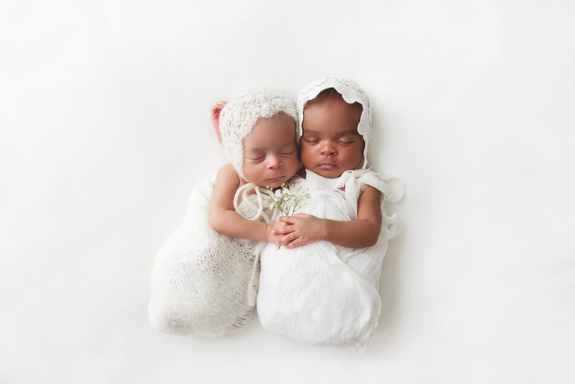 Chandler Gilbert Mesa Newborn Twins Multiples Photographer | Reaj Roberts Photography