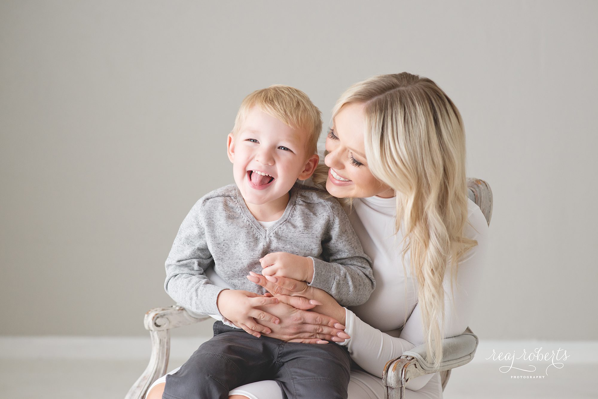 Mommy and Me Portraits | Reaj Roberts Photography