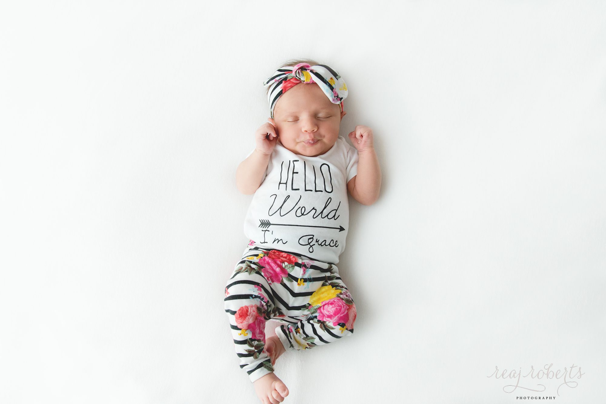 Hello World newborn floral onesie set | Reaj Roberts Photography