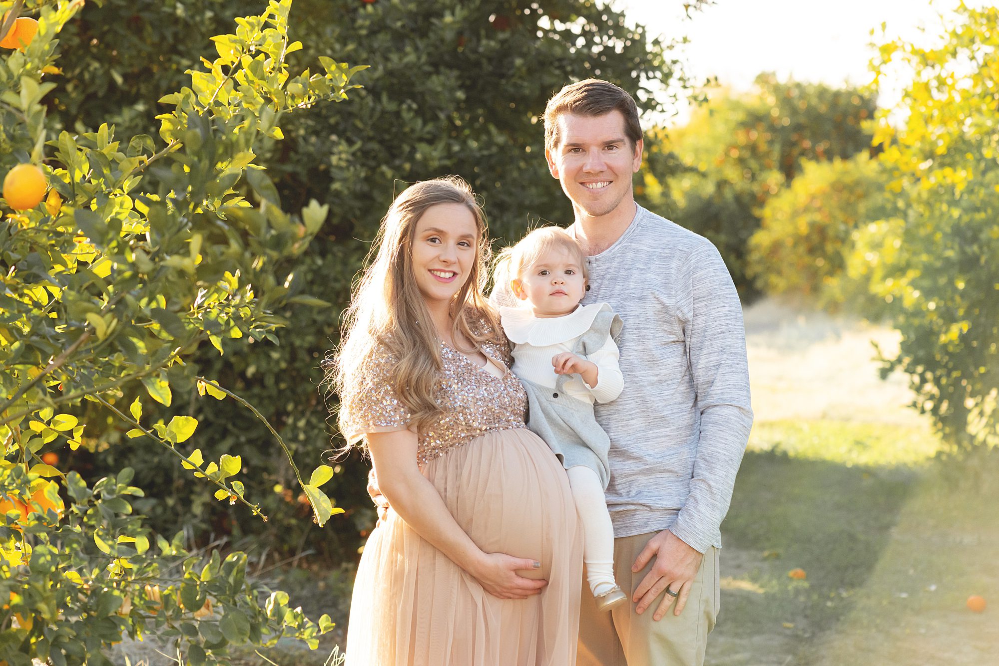 family maternity photos orange grove | Scottsdale maternity photographer | Reaj Roberts Photography