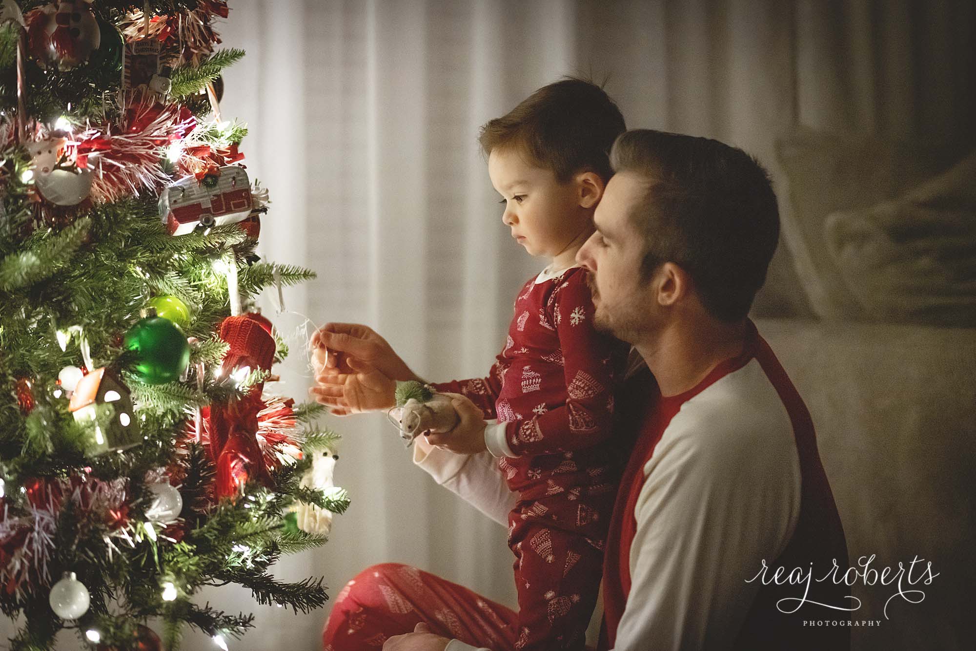 Father and son Christmas tree photos | Simply Sparkle Sessions by Reaj Roberts Photography