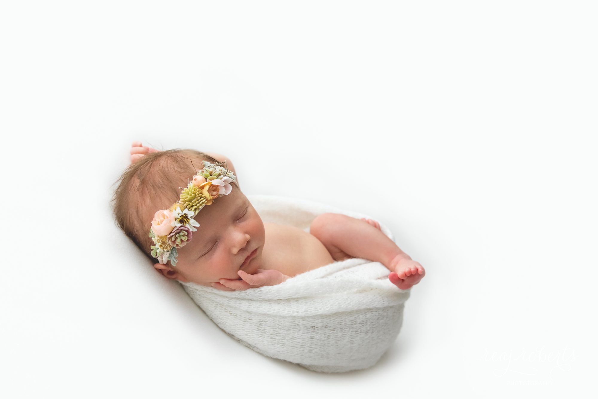 Chandler newborn baby girl photos with succulent headband | Reaj Roberts Photography